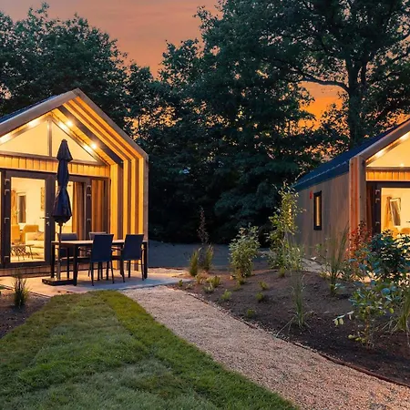 Tiny House 2 *